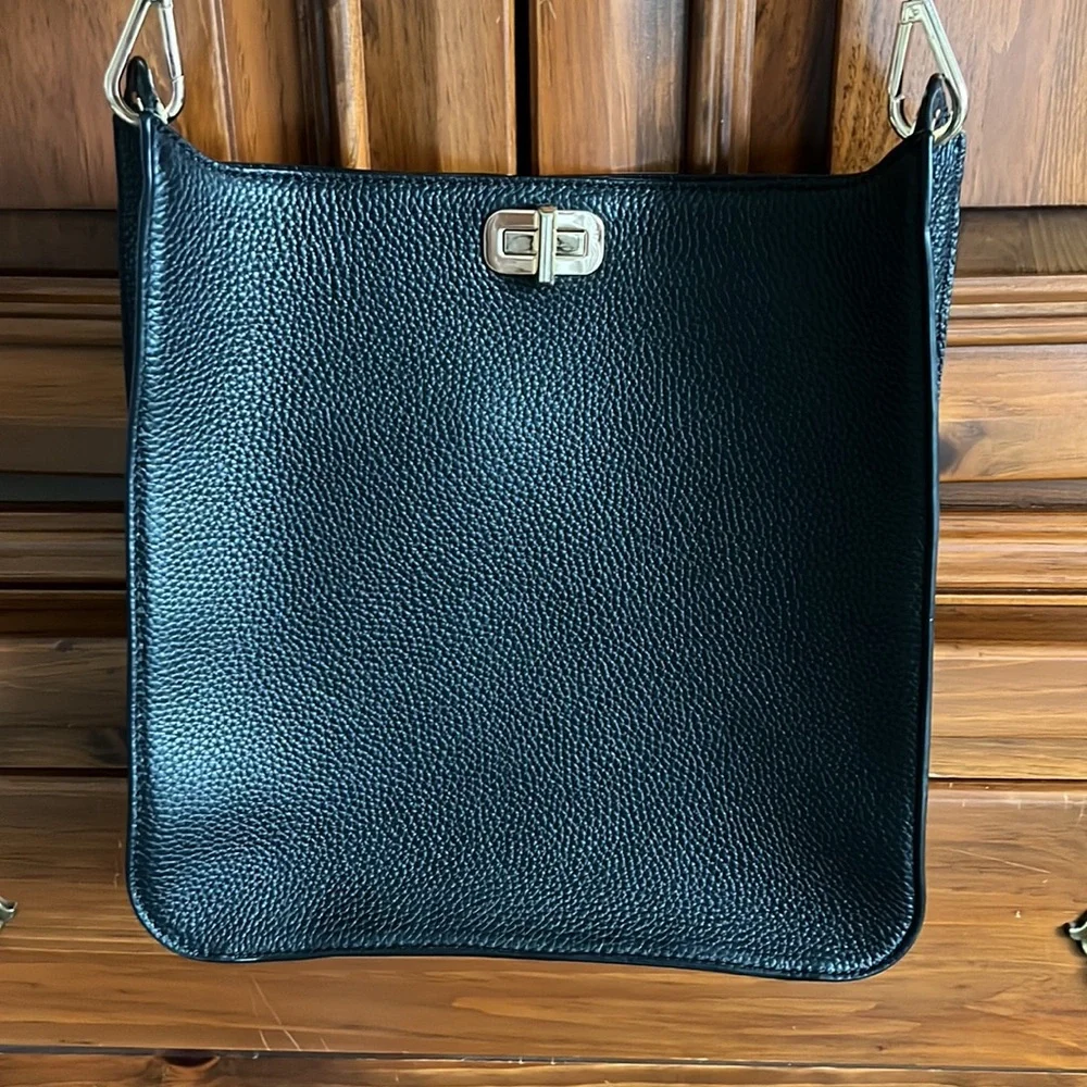 Michael Kors Black Sullivan North/South Messenger - Picture 2 of 10
